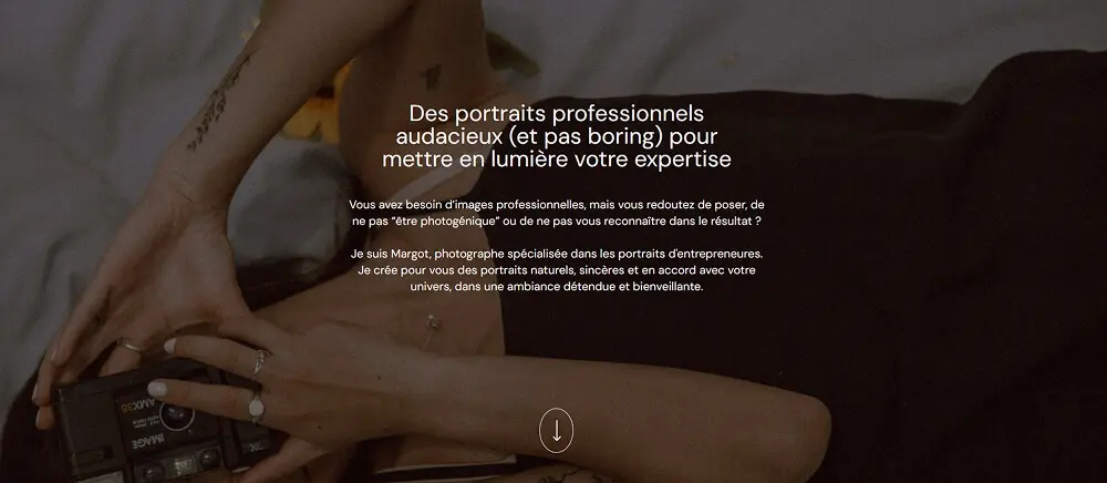 Exemple de la hero section sur la page d'accueil d'une photographe